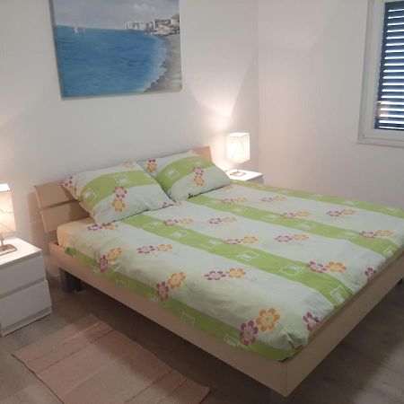Apartman Maslina Писак Екстериор снимка
