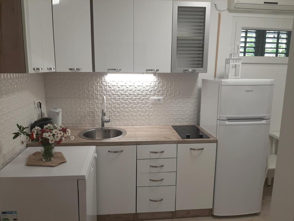 Apartman Maslina Писак Екстериор снимка